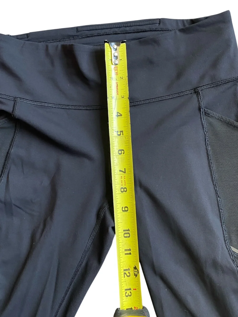lululemon athletica Womens Capri Leggings Size 6